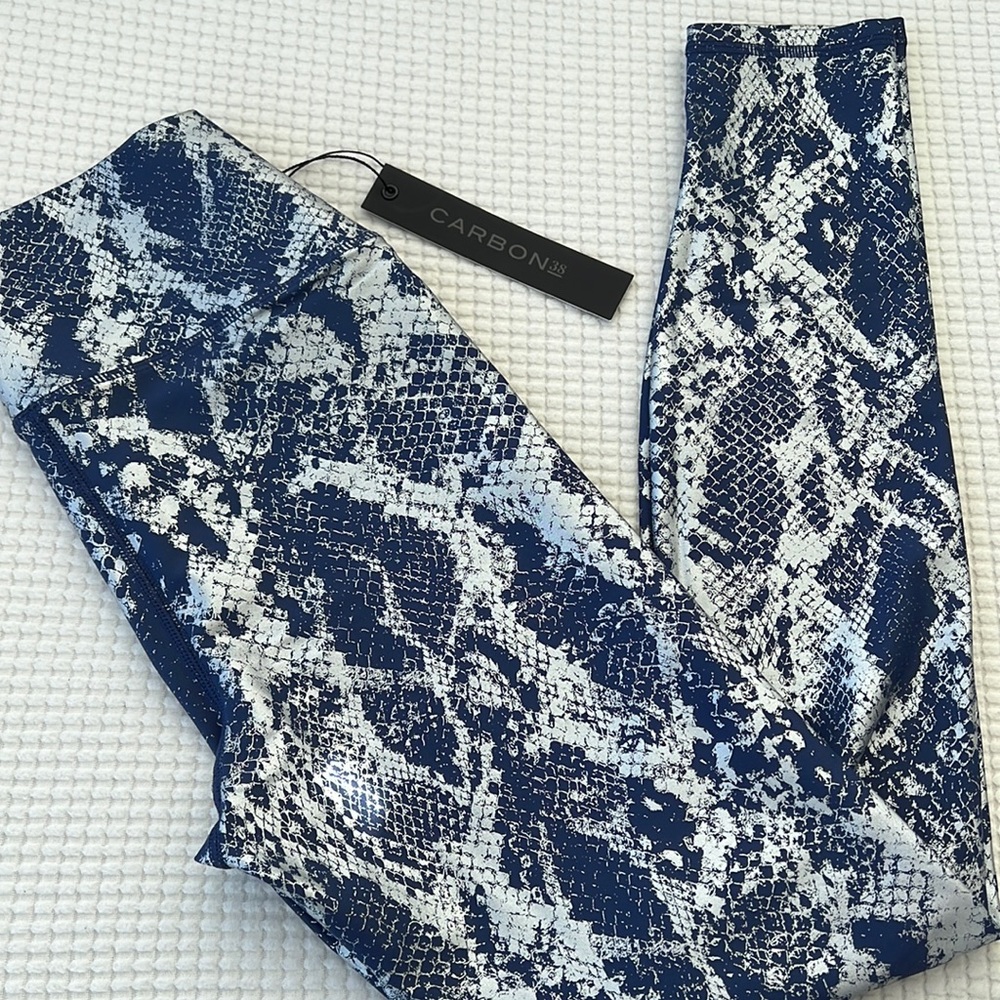 BRAND NEW CARBON30 LEGGINGS!